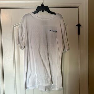 Men’s Large Columbia American Flag Fish T Shirt